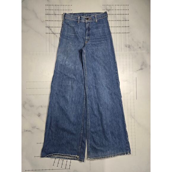 Hash Bell Bottoms Jeans (Waist 29, Length 34)
